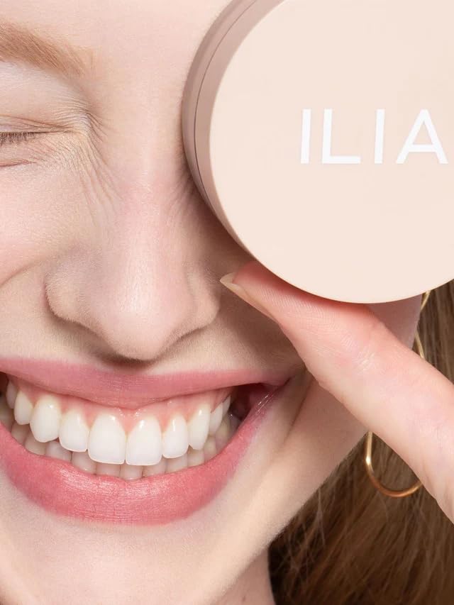 ILIA - Soft Focus Finishing Powder | Non-Toxic, Vegan, Cruelty-Free, Talc-Free, Lightweight + Long Lasting for All Skin Types (0.32 oz | 9 g)