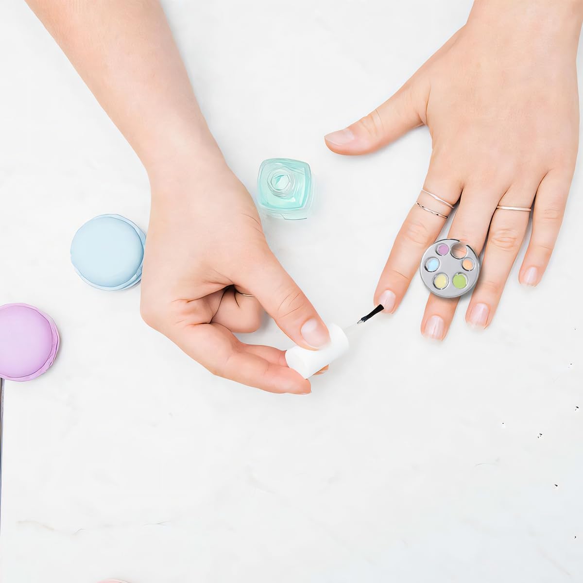 4 Pack Mini Nail Paint Art Palette Finger Rings Metal Manicure Palette Tools Makeup Palettes