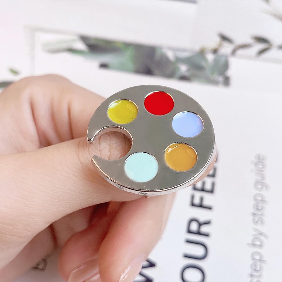 4 Pack Mini Nail Paint Art Palette Finger Rings Metal Manicure Palette Tools Makeup Palettes