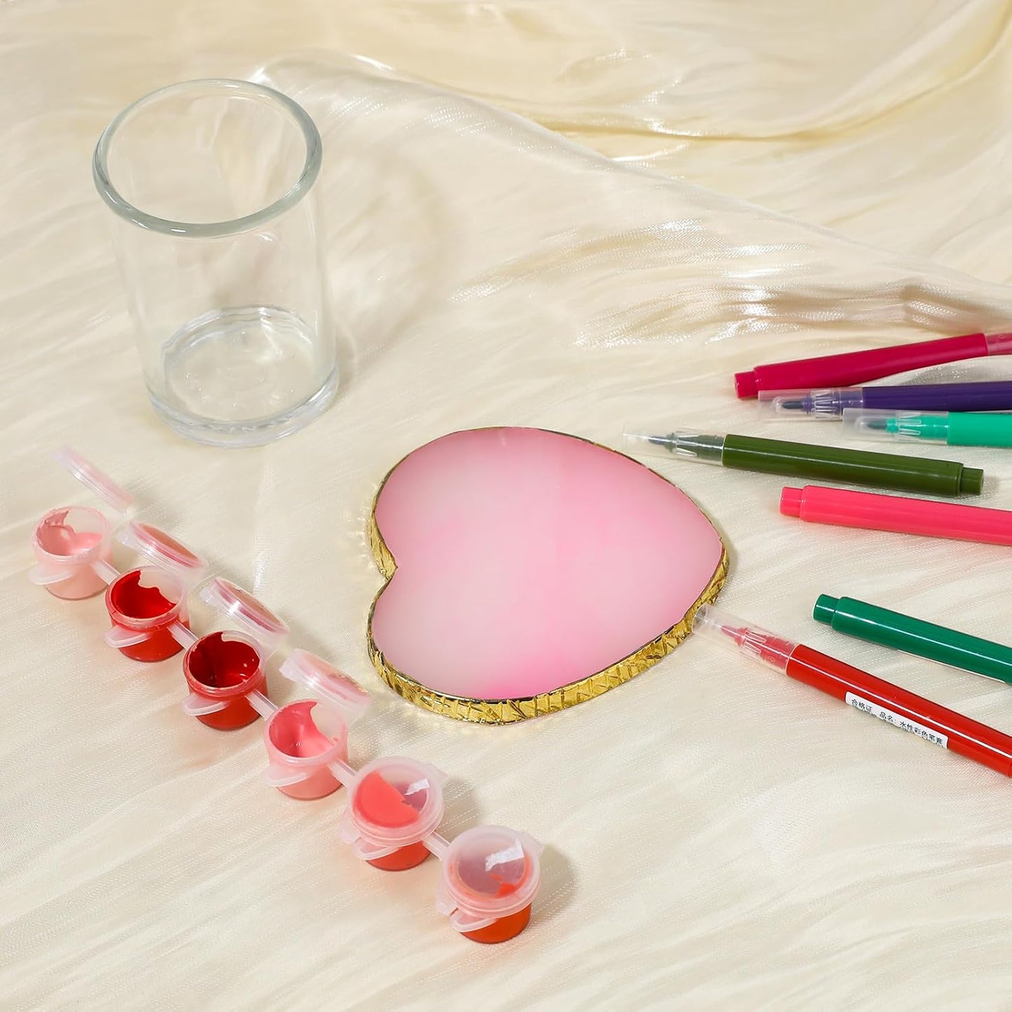 Resin Nail Art Palette Nail Mixing Palette Nail Art Painting Mixed Color Palettes Gold Edge Nail Holder Display Board Cosmetic Mixing Tools (Pink)