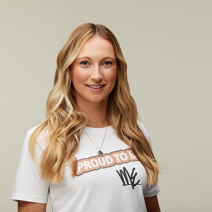 essence cosmetics Pretty Natural hydrating foundation 24h long lasting makeup 30ml (090 Neutral Suede)