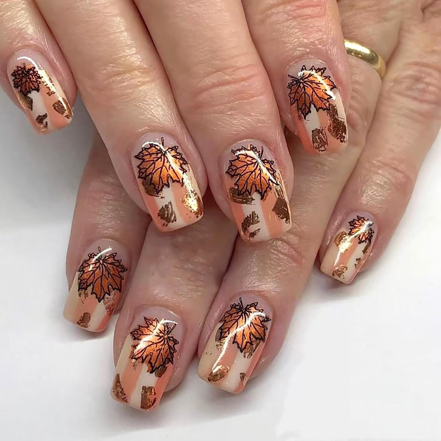 Gold Foil Maple Leaf Press on Nails Medium Square Fall Maple Leaves Fake Nails Glossy Thanksgiving Acrylic Glue on Nail Autumn Stripe Stick on Nail for Women DIY Manicure