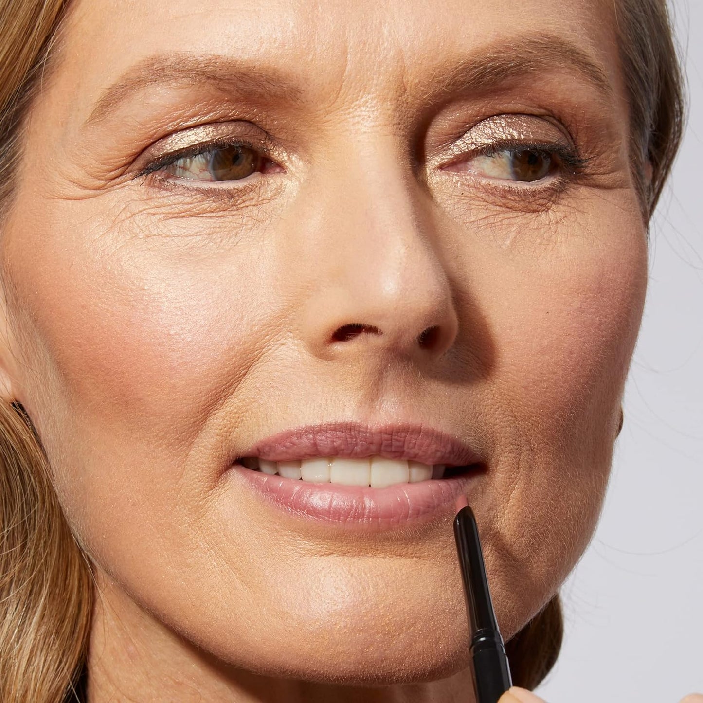 LAURA GELLER NEW YORK Modern Classic Lip Liner, Luxurious Creamy Long Lasting Lip Liner, Prevents Feathering and Fading, Purely Pink