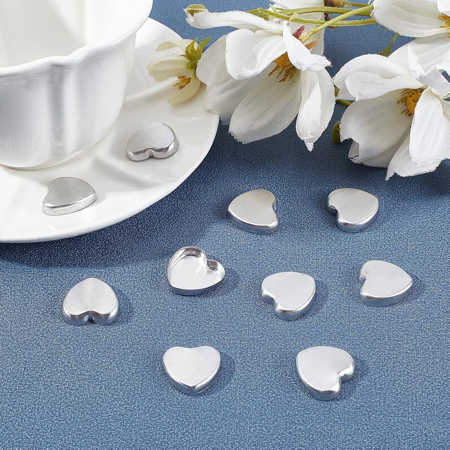 CHGCRAFT 300Pcs Empty Heart Metal Pans Size 19.5mm for Eyeshadow Palette Makeup Palette Sliver